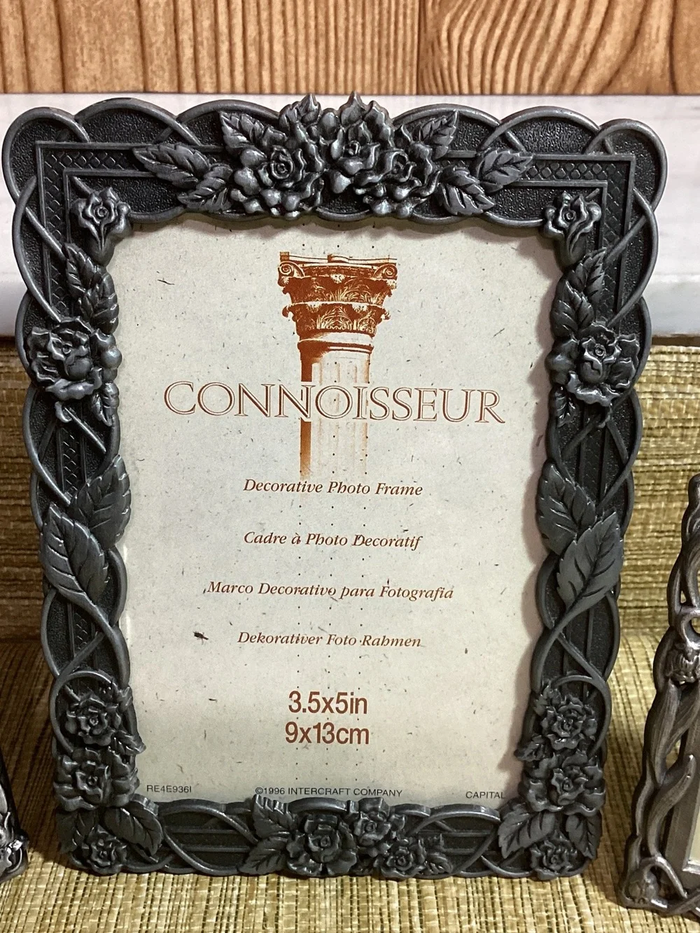 N/A decorative metal